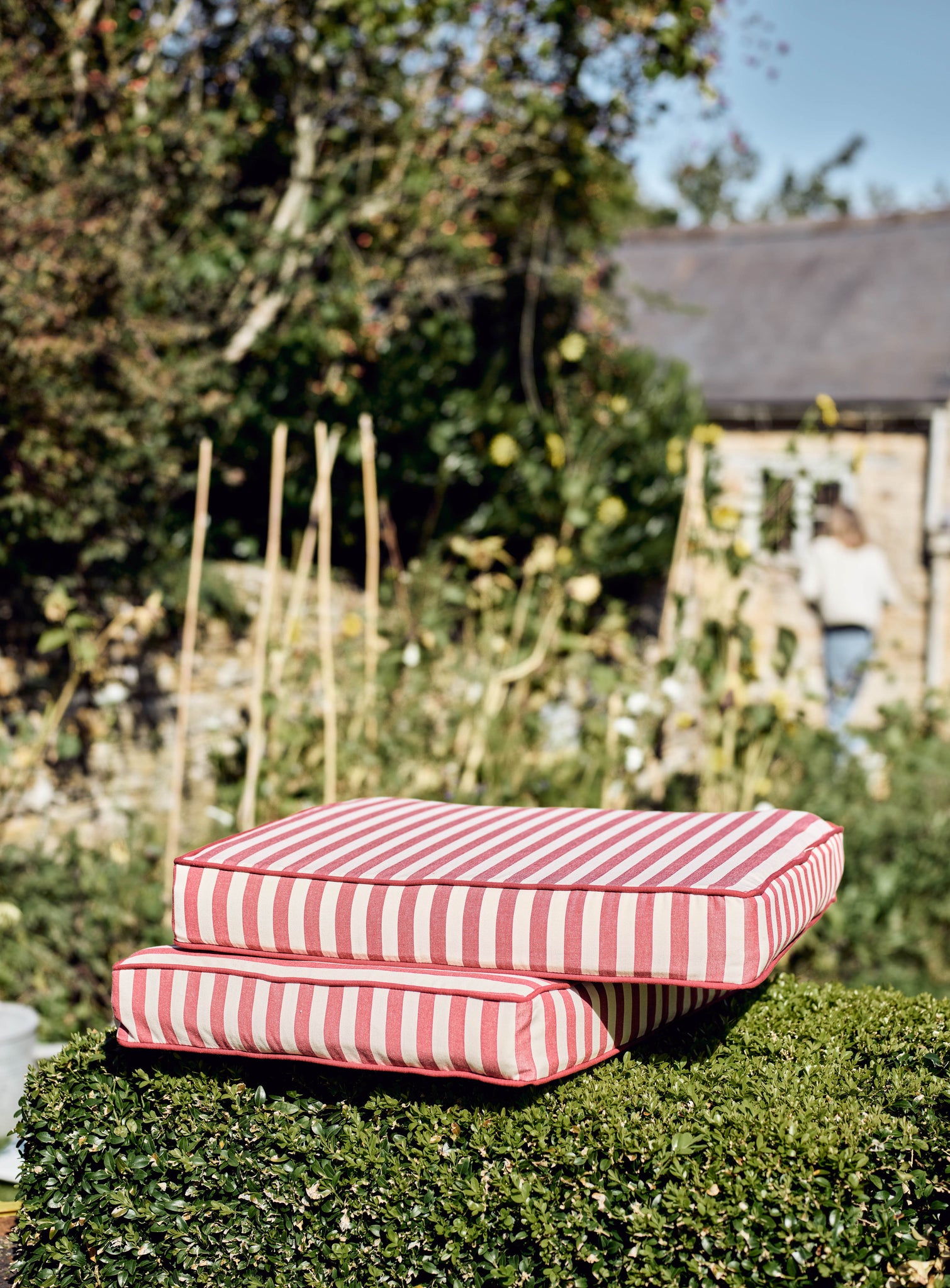 Sudbury Garden Furniture Cushion, Fine Red Awning Stripe