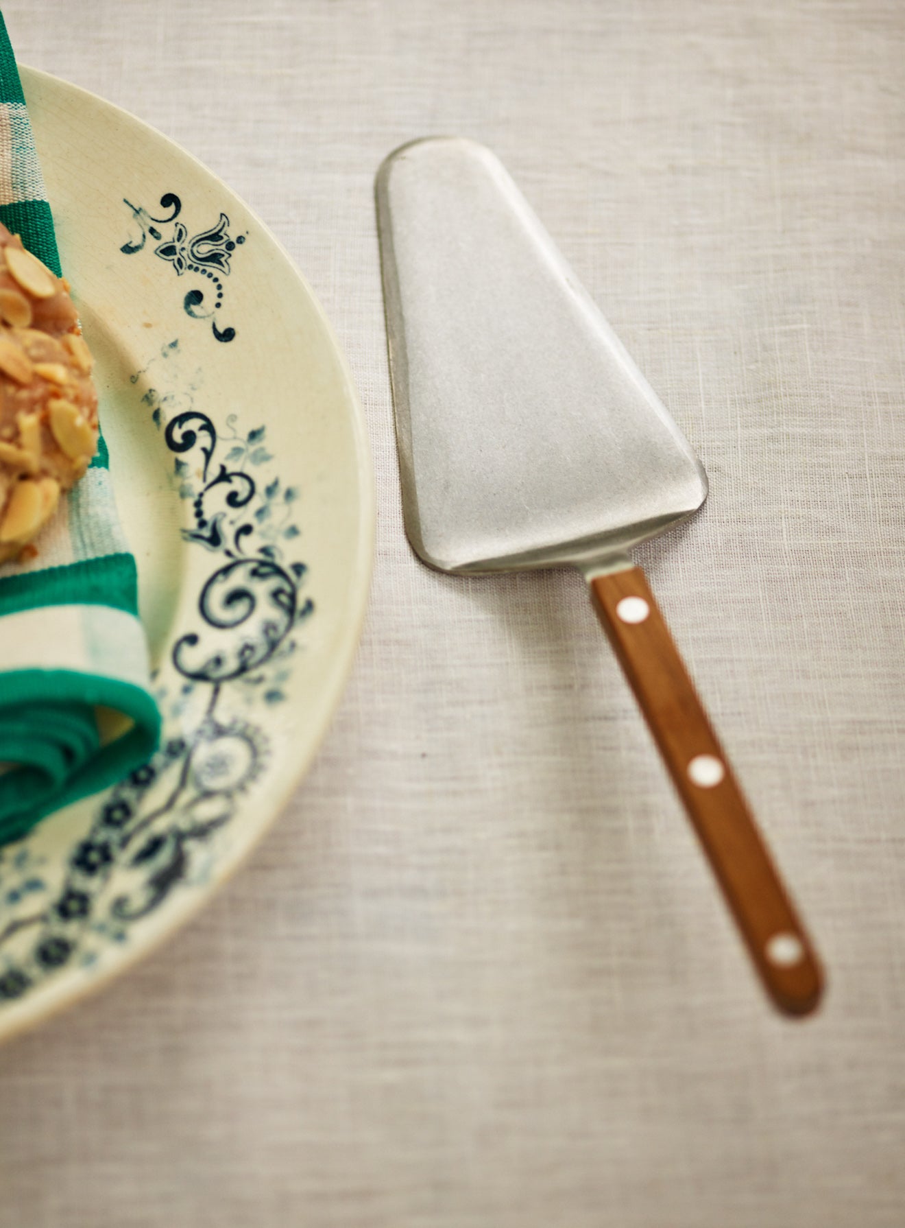 Vintage Wooden Cutlery, Cake Slice