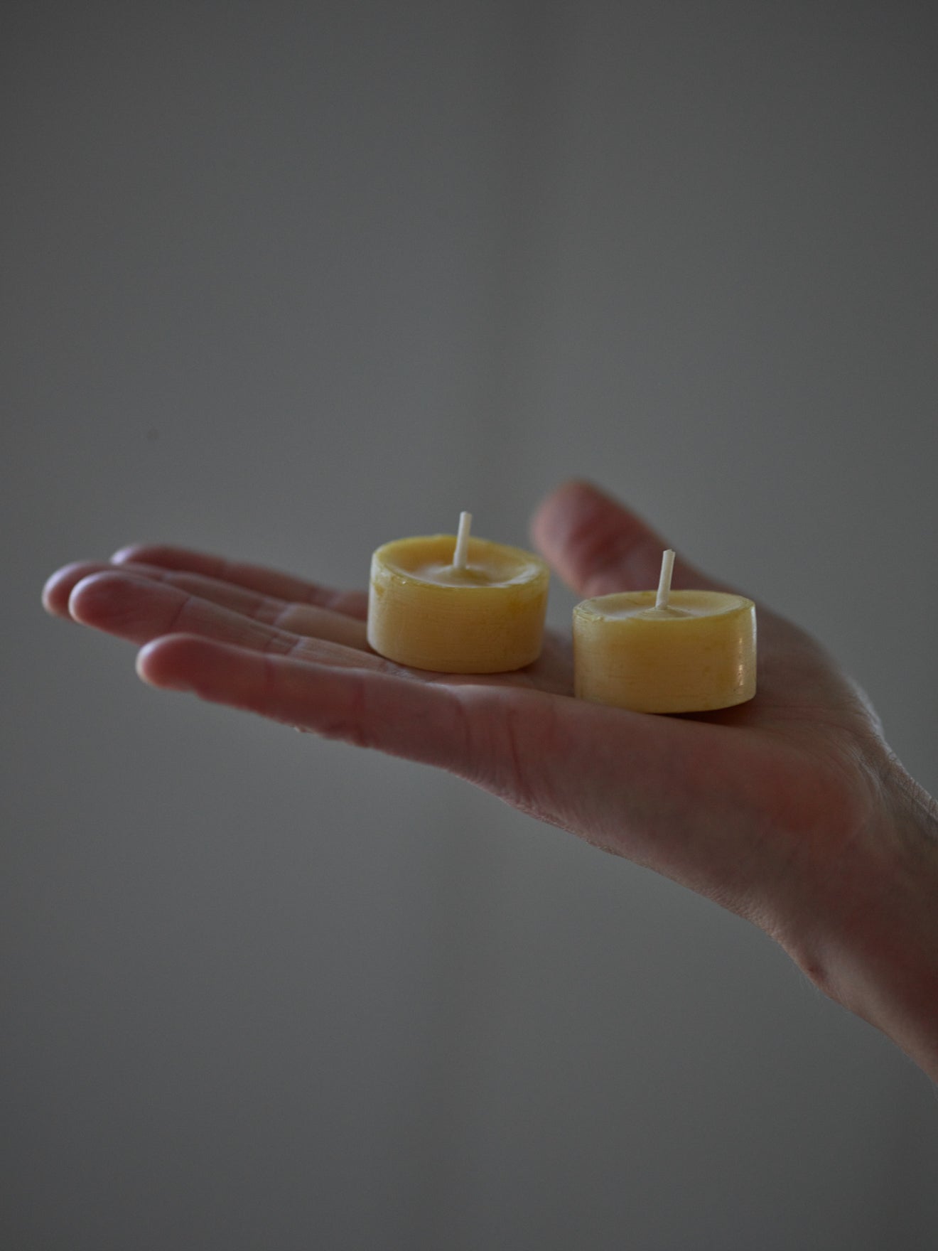 Beeswax Tealight Candles, Set of Nine