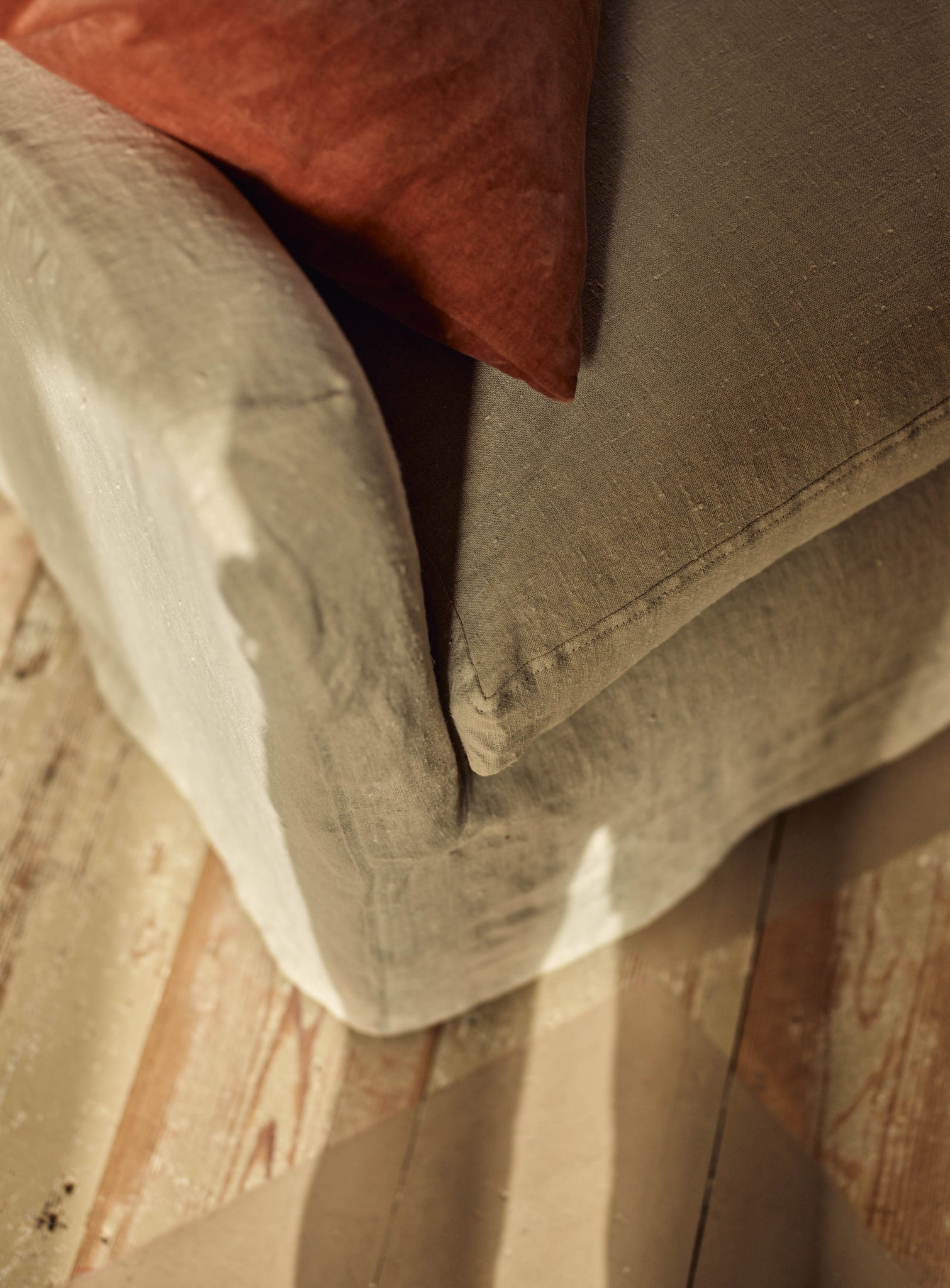 Warren Loose Cover Armchair, Straw Cotton