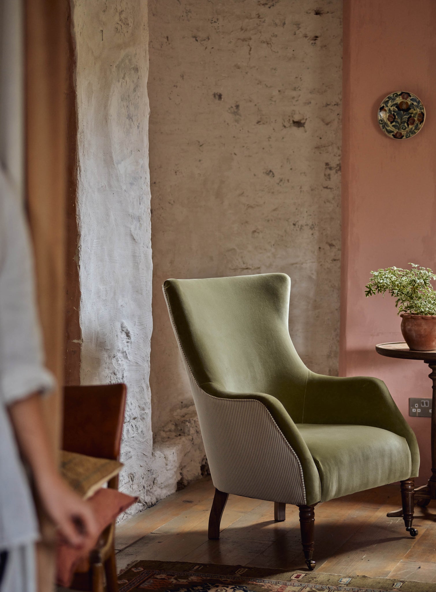 Bromley Wingback Chair, Straw Cotton