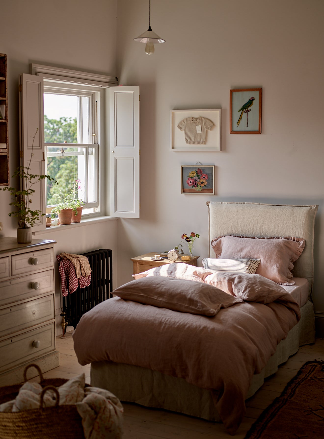 Mila Bed Base, Parchment Cotton