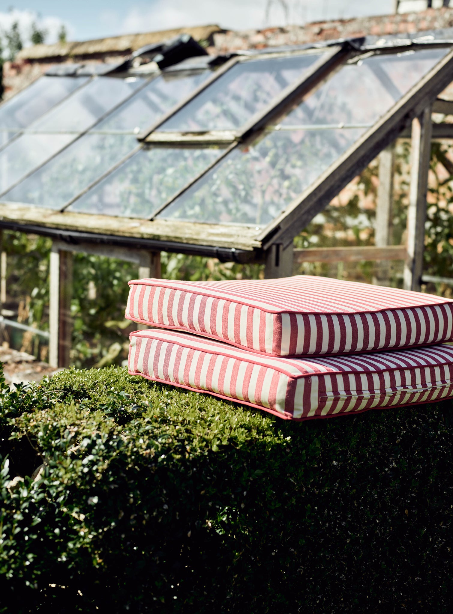 Sudbury Garden Furniture Cushion, Fine Red Awning Stripe