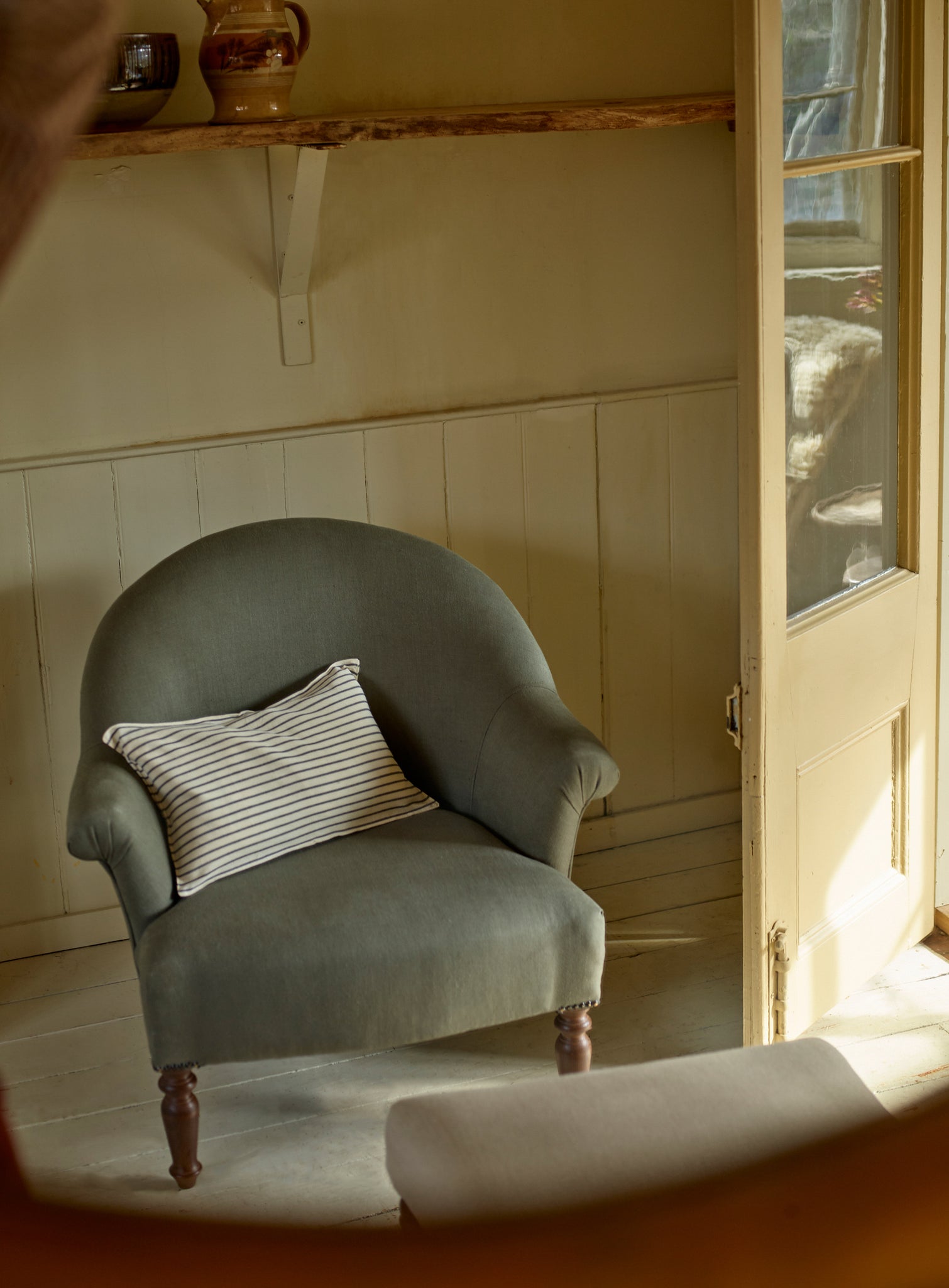 Clandon Armchair, Rust Linen