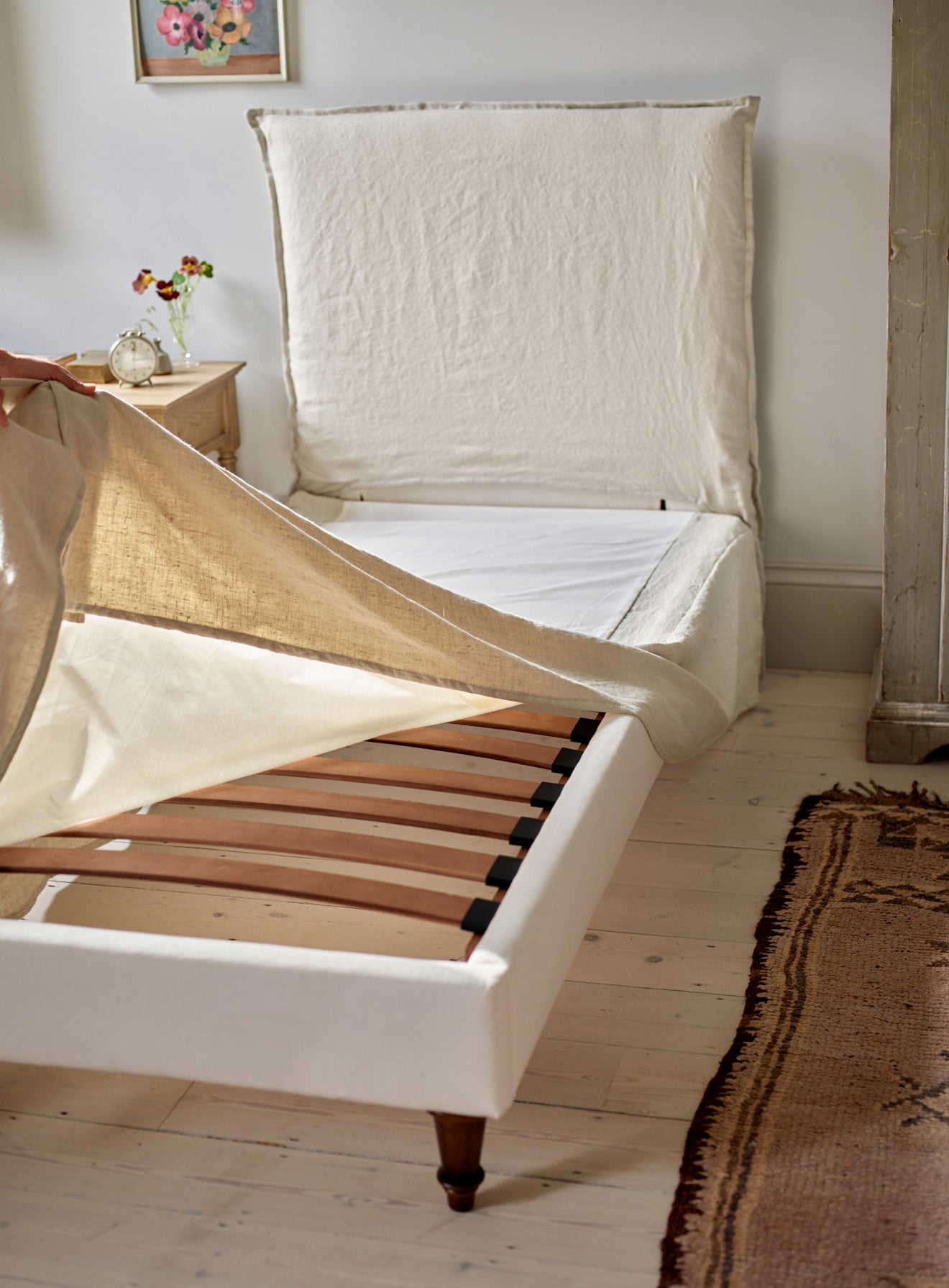Mila Bed Base, Heritage Mole Stripe