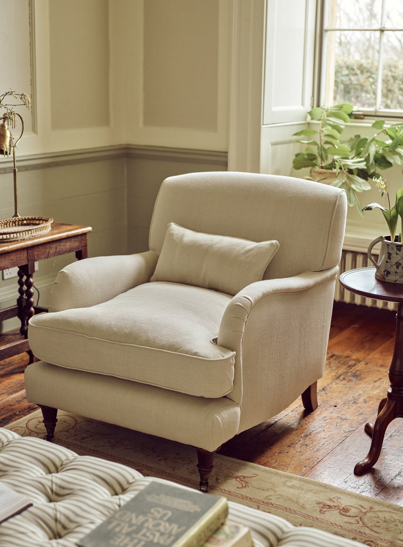 Abington Armchair, Straw Cotton