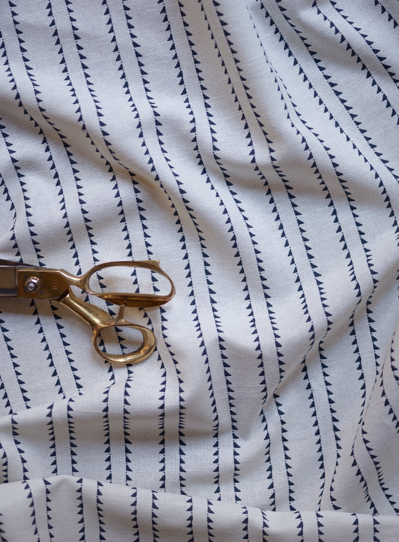 Mila Loose Cover Headboard, Inky Windmill Stripe Rowen & Wren