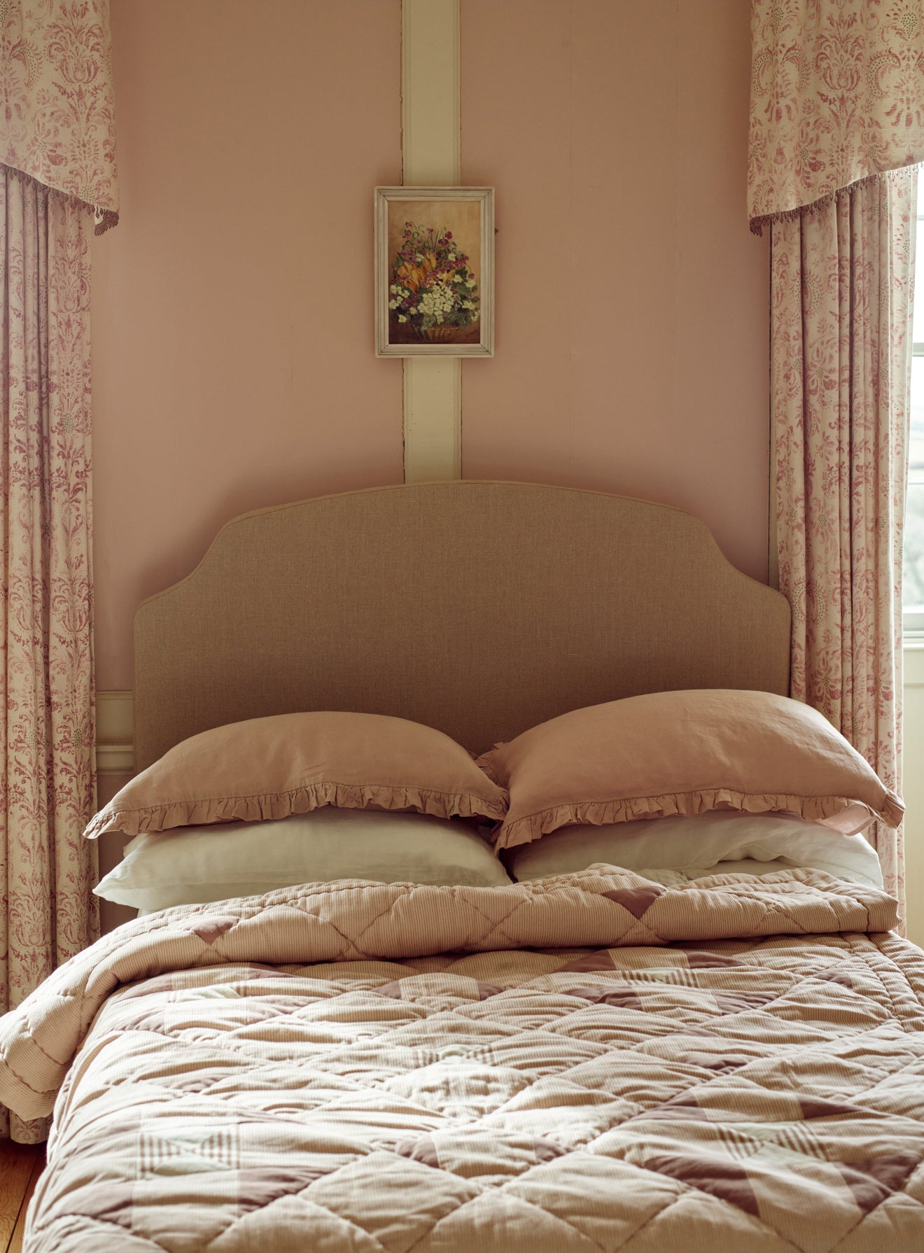 Sloane Bed, Olive Linen