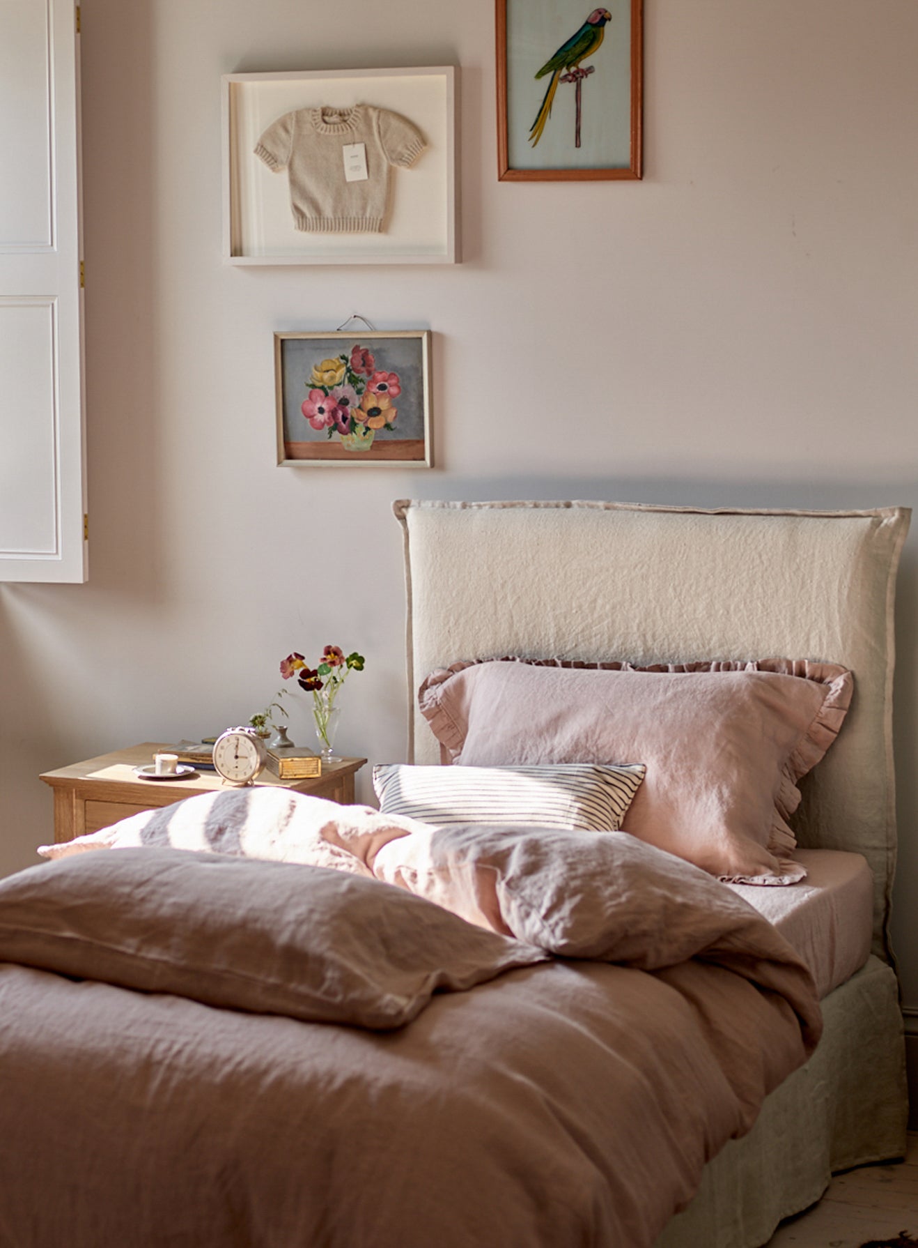 Mila Bed Base, Parchment Cotton