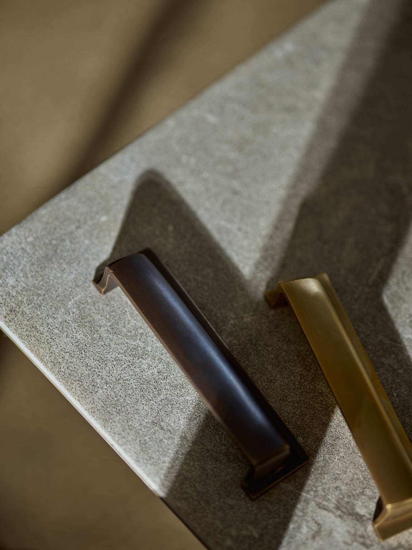 Brass Kitchen Handles & Cabinet Hardware | Antique Brass | Rowen & Wren ...