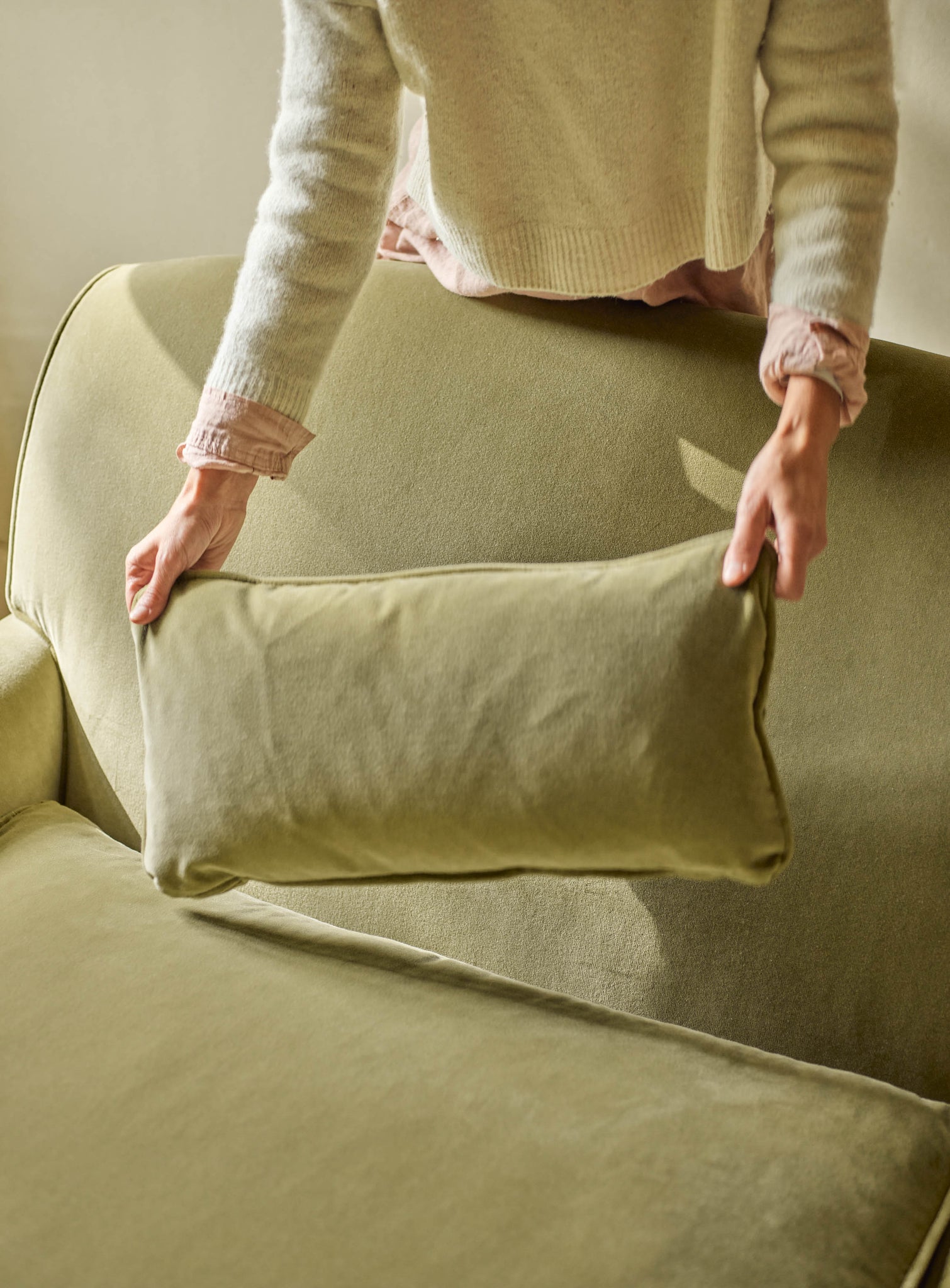 Abington Sofa, Three Seater, Plaster Pink Linen