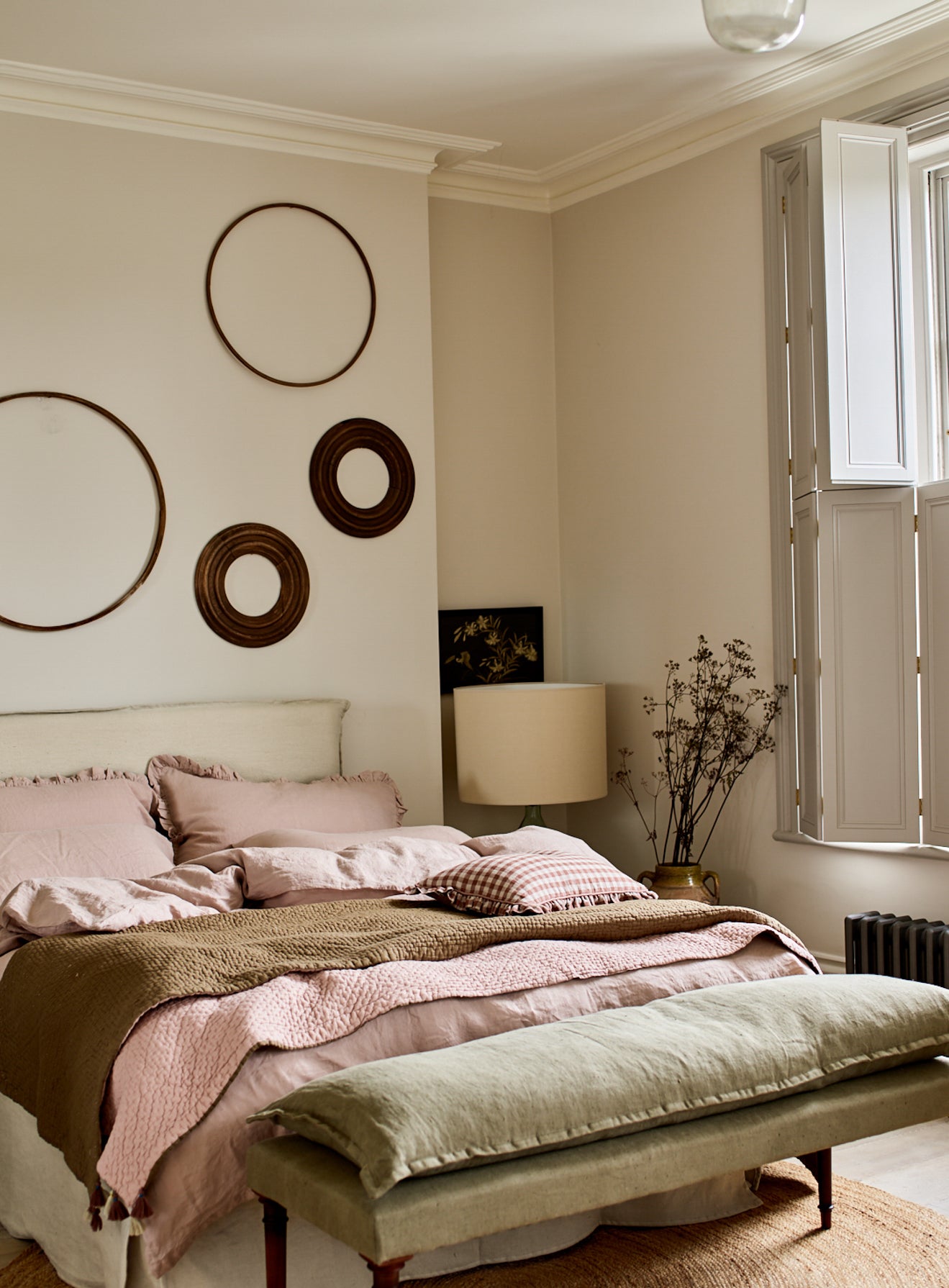 Mila Bed, Heritage Red Stripe