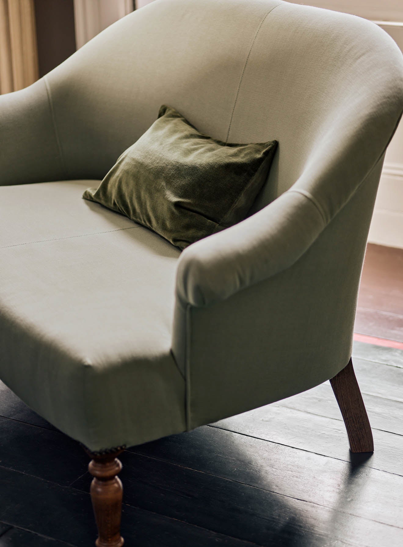 Clandon Sofa, Straw Cotton
