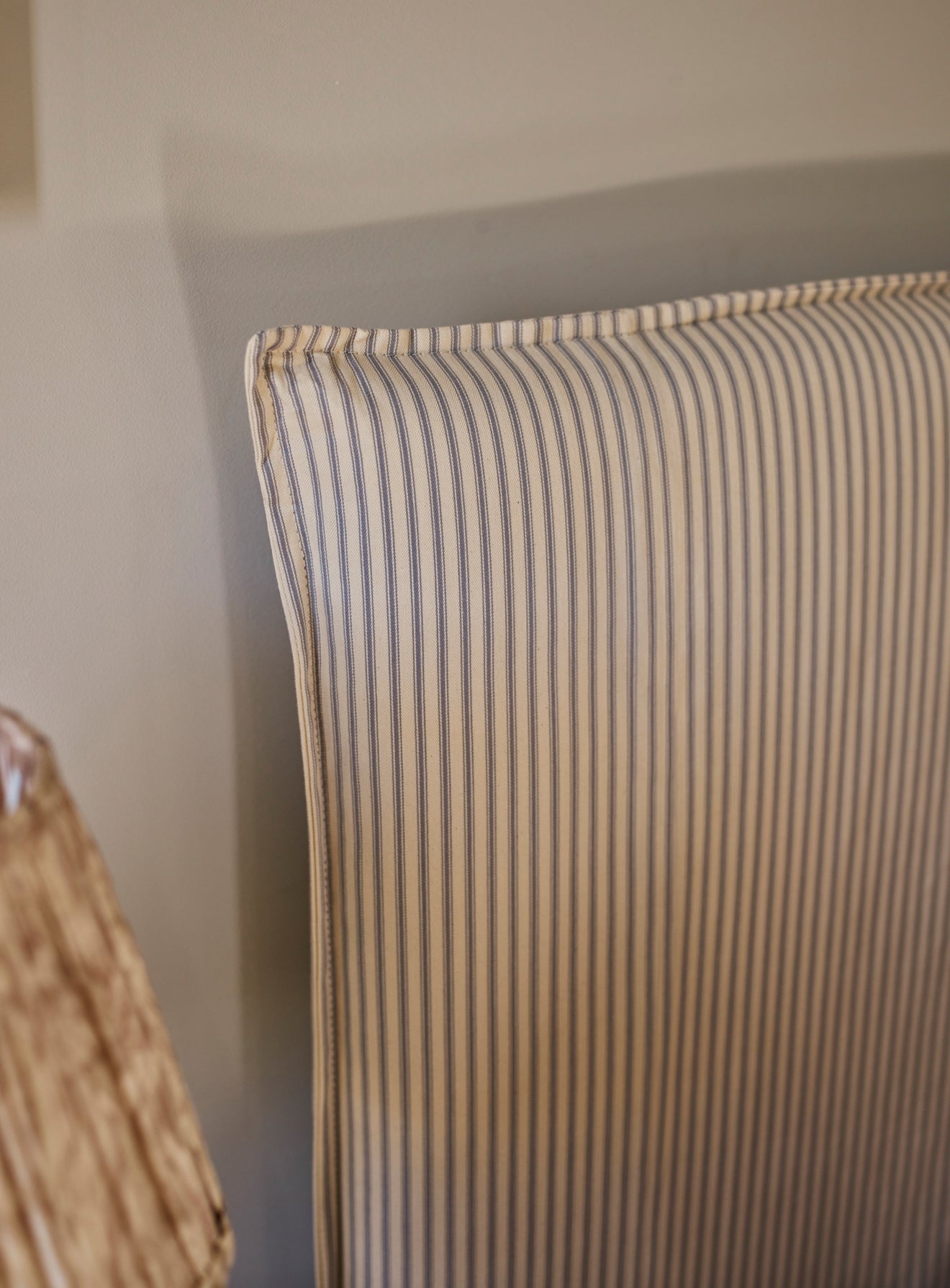 Mila Loose Cover Bed, Black Ticking Stripe