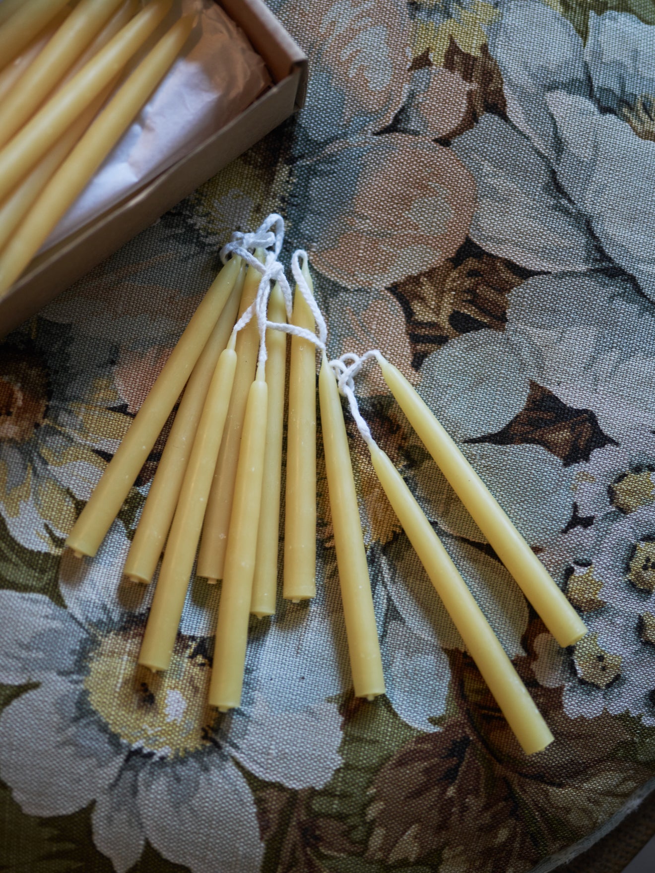 Beeswax Candles Mini Set Twenty Four