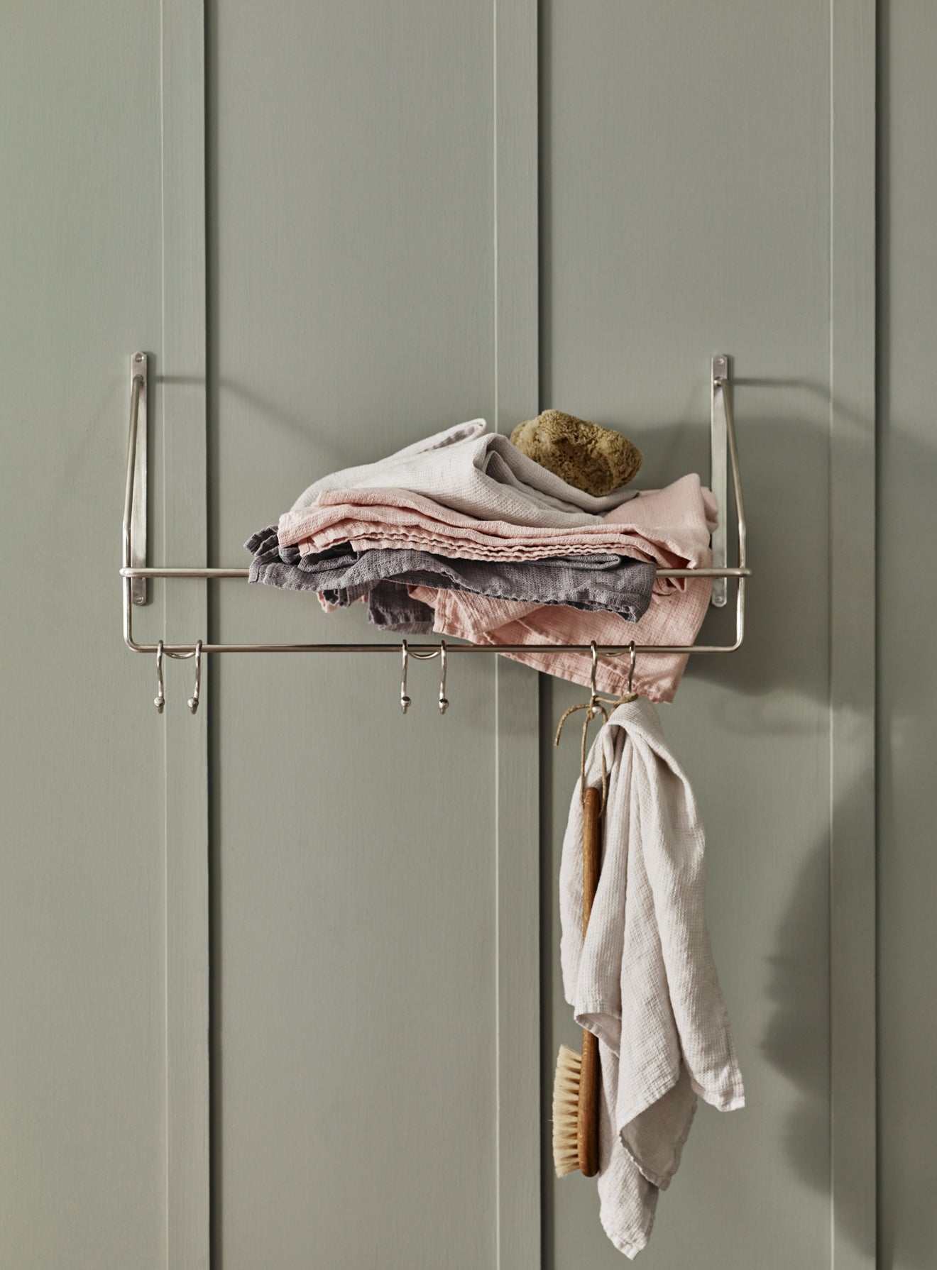 Bilton Towel Rack Matt Nickel